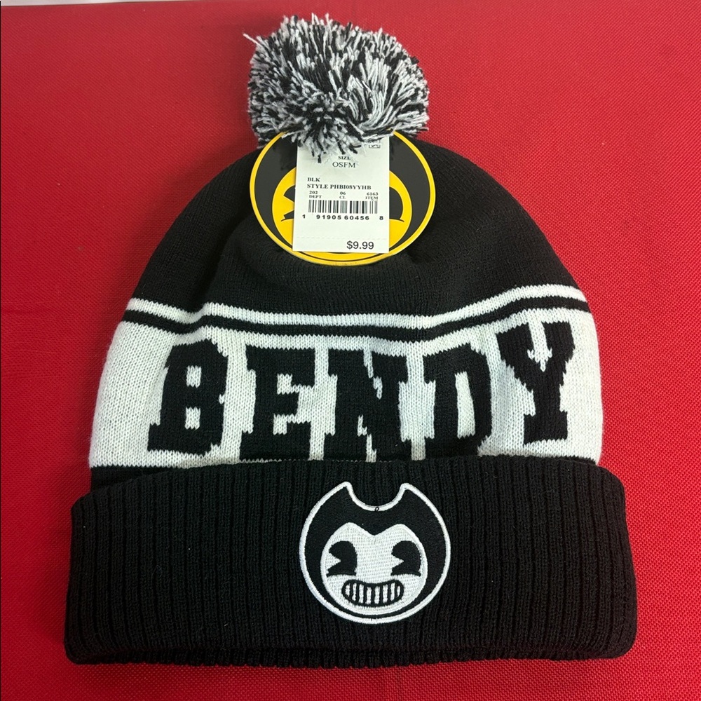 Bendy Black and White Beanie OSFM